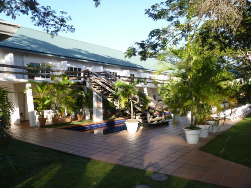 Summerland Suites Bon Accord Village Exteriör bild